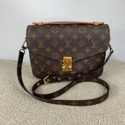 Louis Vuitton Pochette Métis – Monogram Canvas