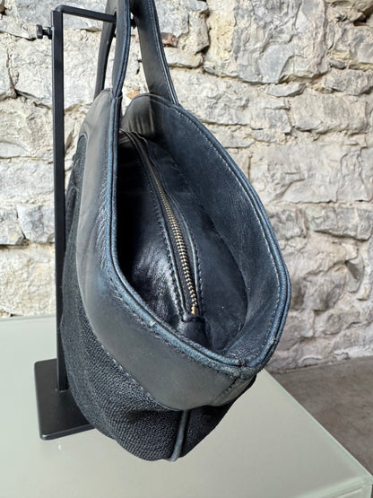 Chanel Tragetasche aus Leinen und Leder – Schwarz