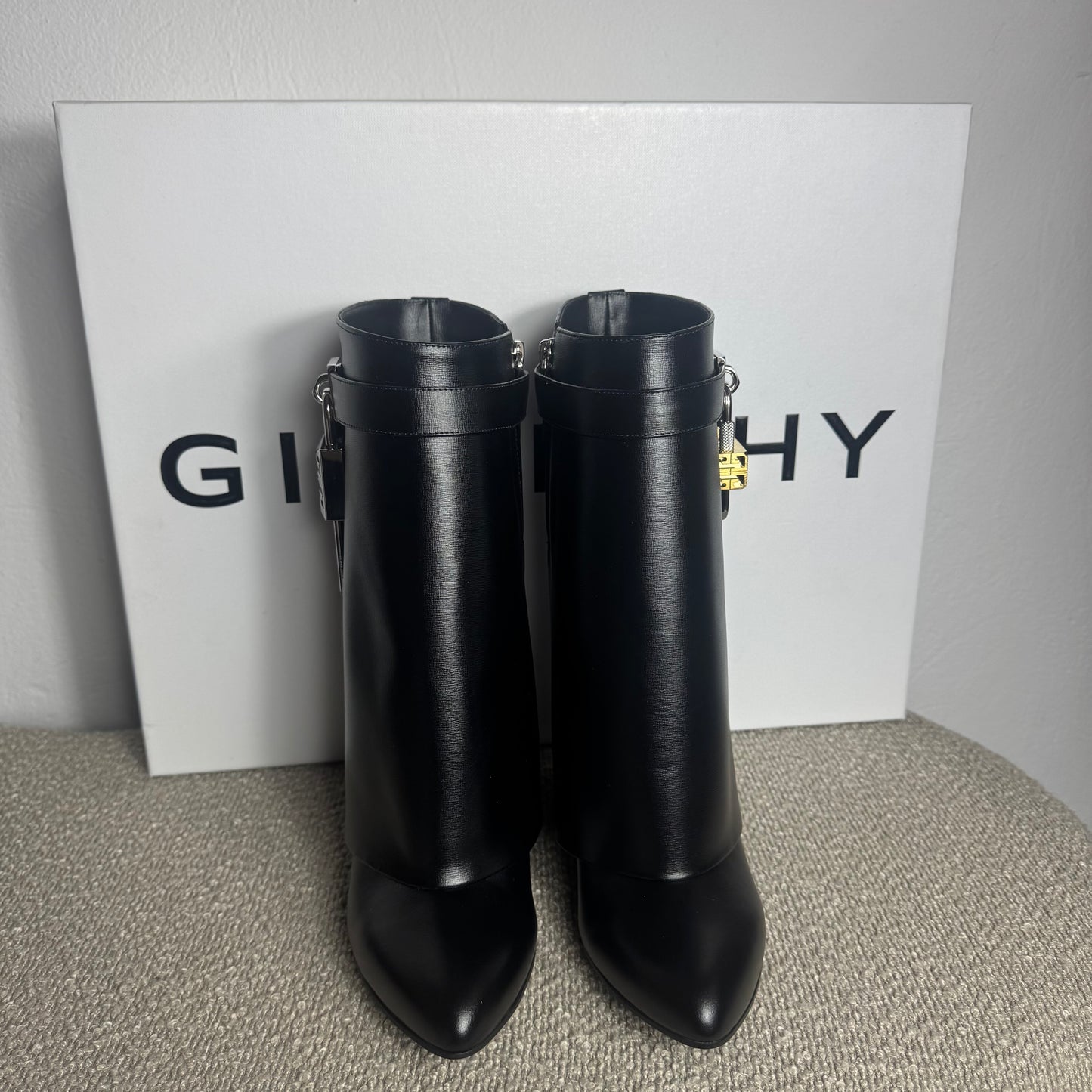 Givenchy Sherlock Ankle Boots – Gr. 40