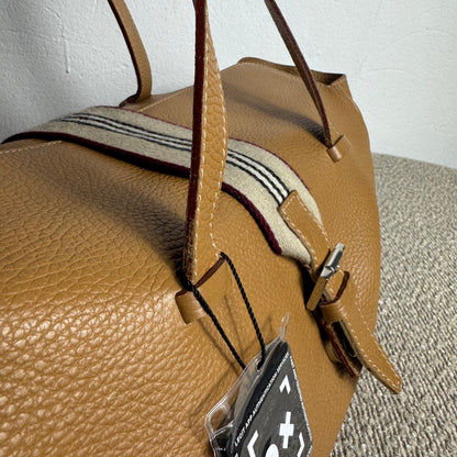 Sac en cuir souple Burberry – Veau grainé avec bandoulière Icon Stripe