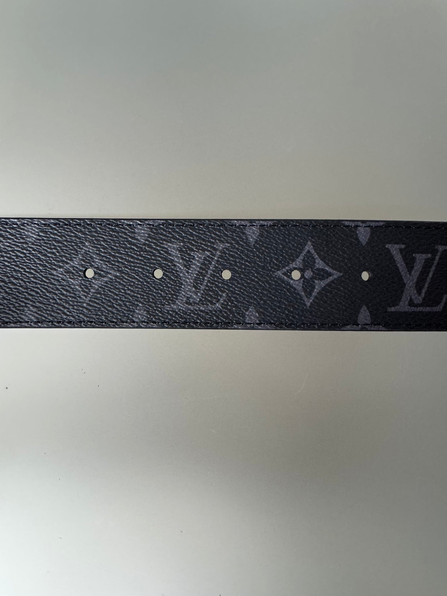 LV Initiales 90cm Wendegürtel
