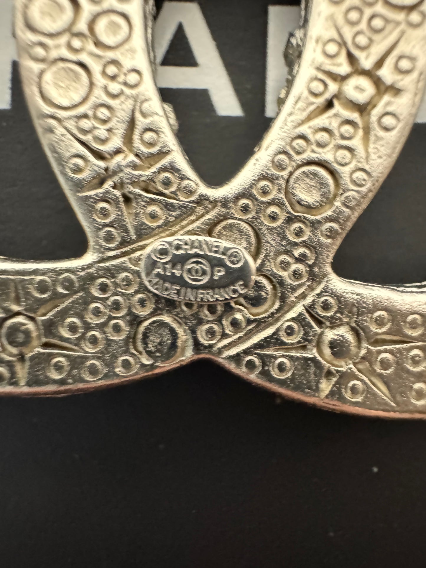 Chanel Brosche CC Logo Strass 2014 Kollektion