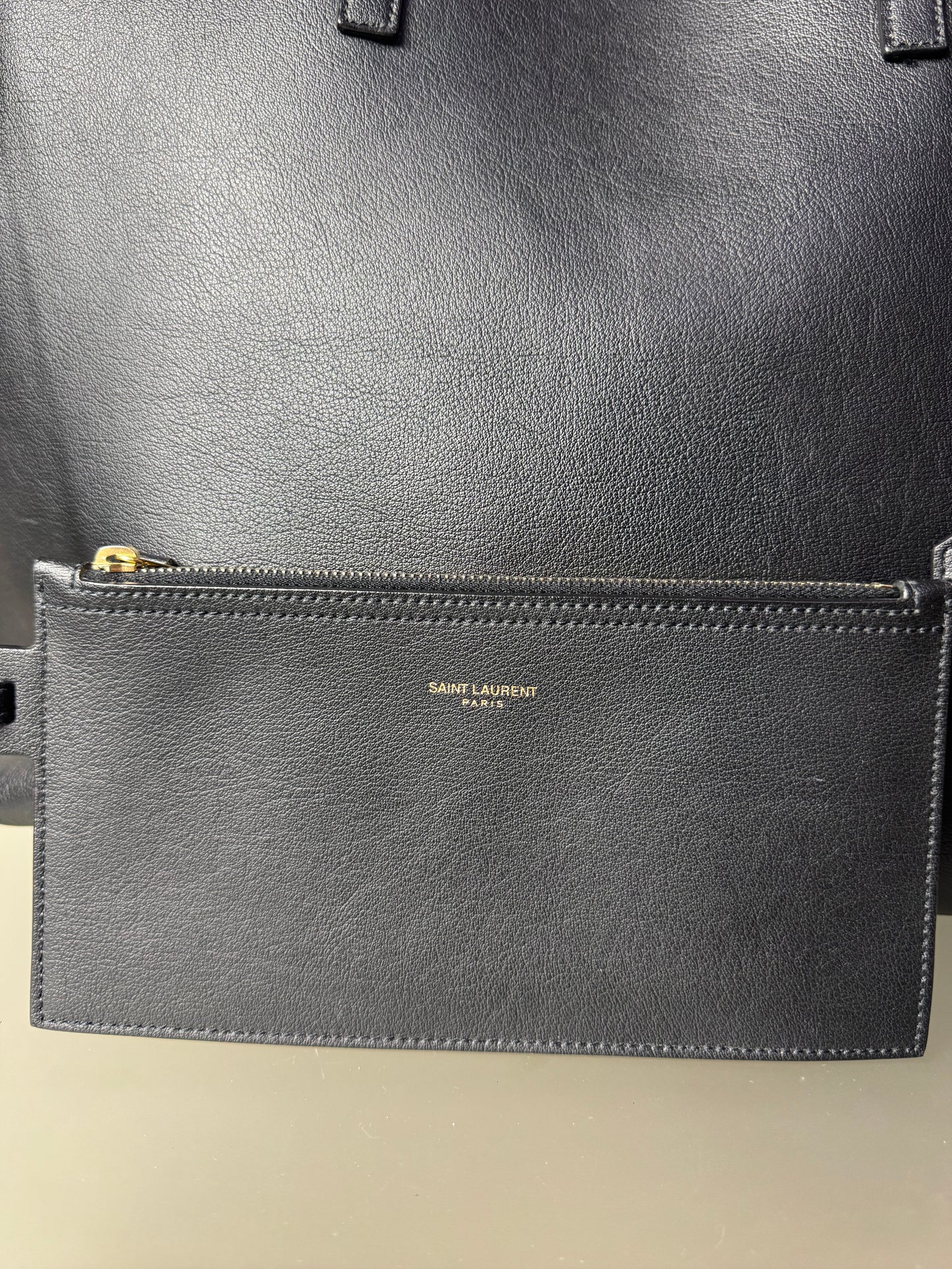 Saint Laurent Shopper Tasche Schwarz Leder mit Clutch