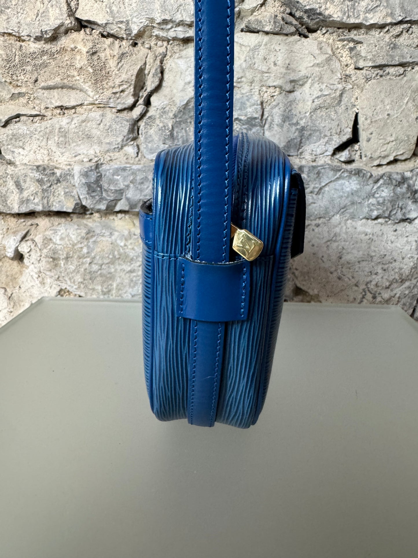 Louis Vuitton Jeune Fille blau Epi Leder