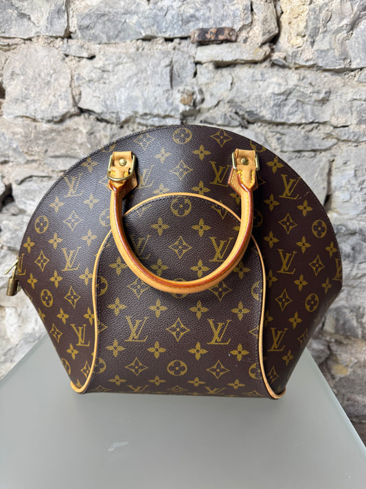 Louis Vuitton Ellipse MM Monogram Canvas