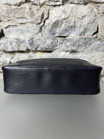 Louis Vuitton Trocadéro 27 Epi Leder Schwarz