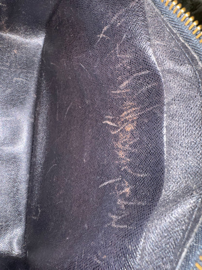 Louis Vuitton Trocadéro 27 Epi Leder Schwarz