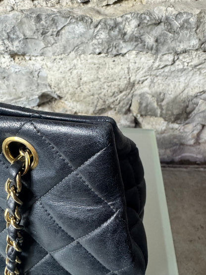 Chanel Vintage CC Chain Shoulder Bag Schwarz