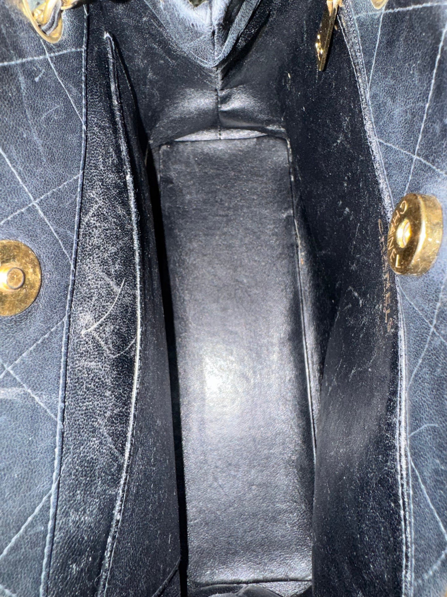 Chanel Vintage CC Chain Shoulder Bag Schwarz