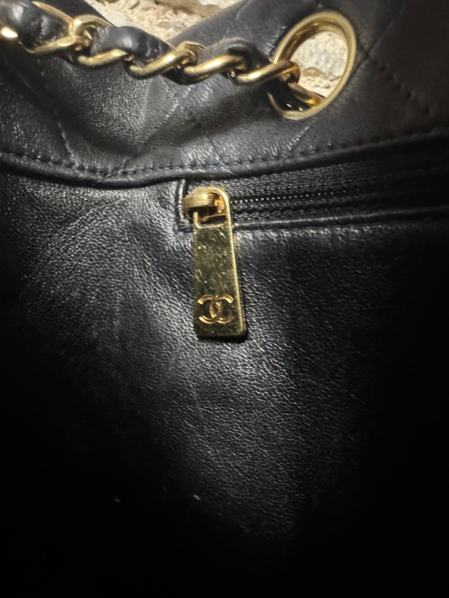 Chanel Vintage CC Chain Shoulder Bag Schwarz