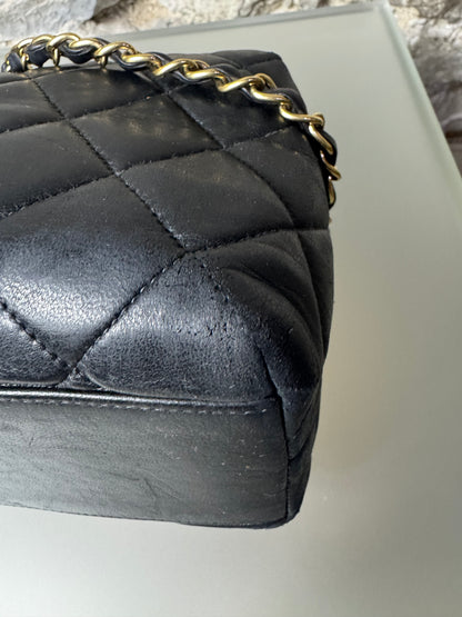 Chanel Vintage CC Chain Shoulder Bag Schwarz