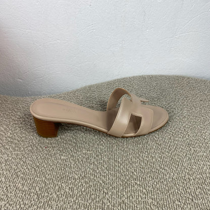 Hermès Oasis Sandalen – Nude – Größe 39