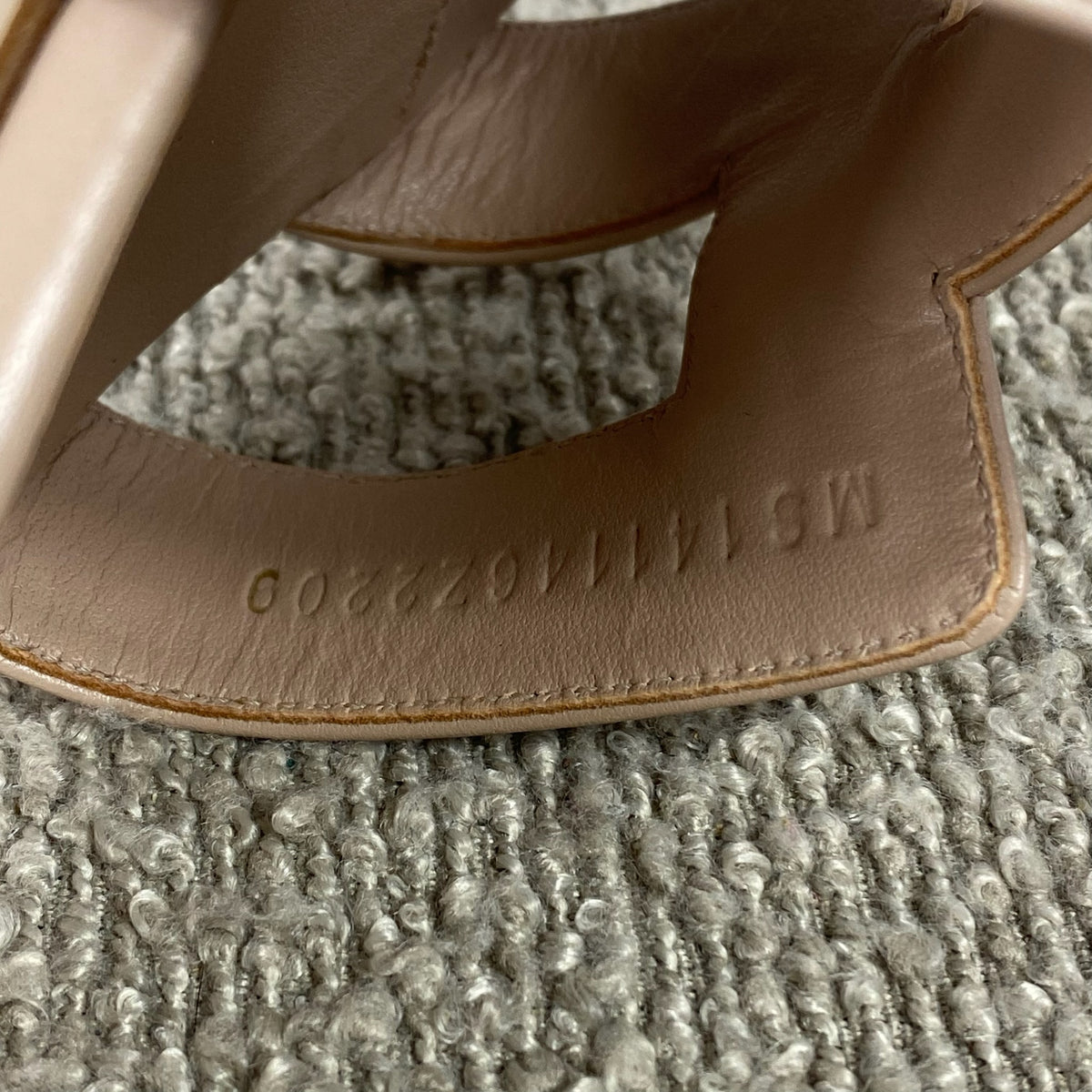 Hermès Oasis Sandalen – Nude – Größe 39