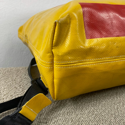 FREITAG Rucksack – Gelb/Rot