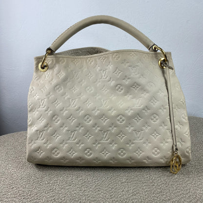 Louis Vuitton Artsy GM – Monogram Empreinte Leder Creme