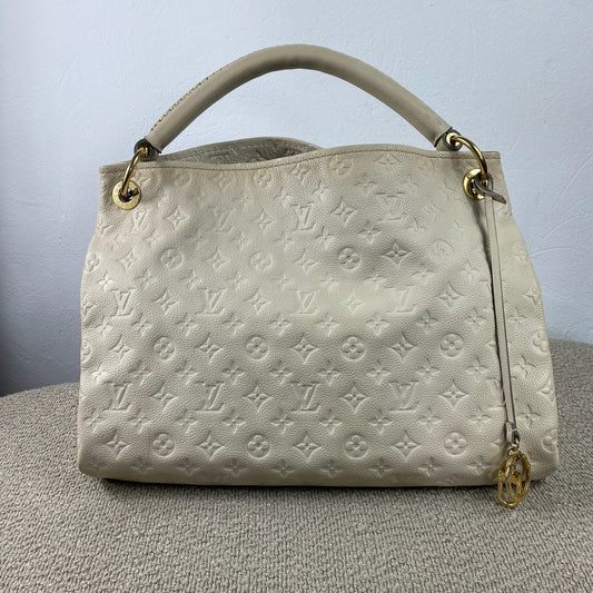 Louis Vuitton Artsy GM – Monogram Empreinte Leder Creme