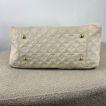 Louis Vuitton Artsy GM – Monogram Empreinte Leder Creme