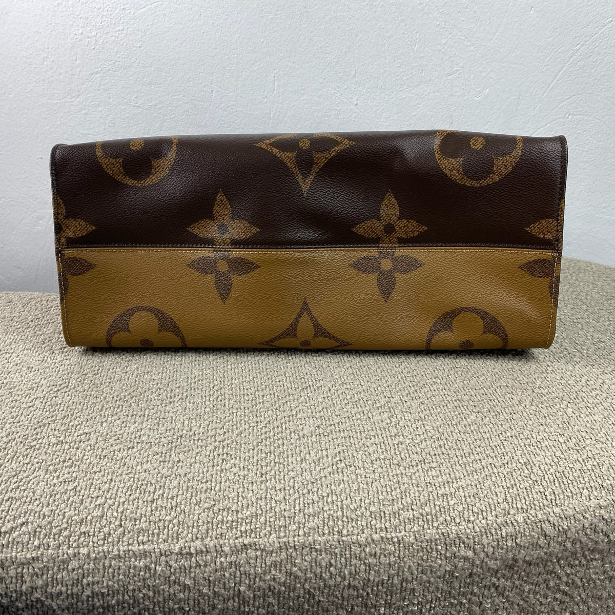 Louis Vuitton OnTheGo GM – Monogram / Monogram Reverse