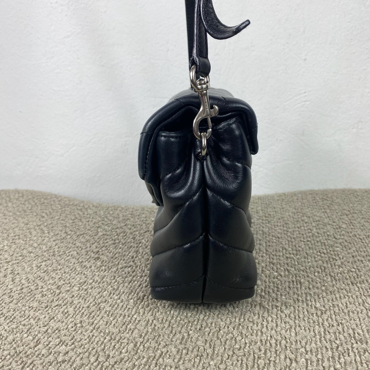 Saint Laurent Loulou Mini – Schwarz