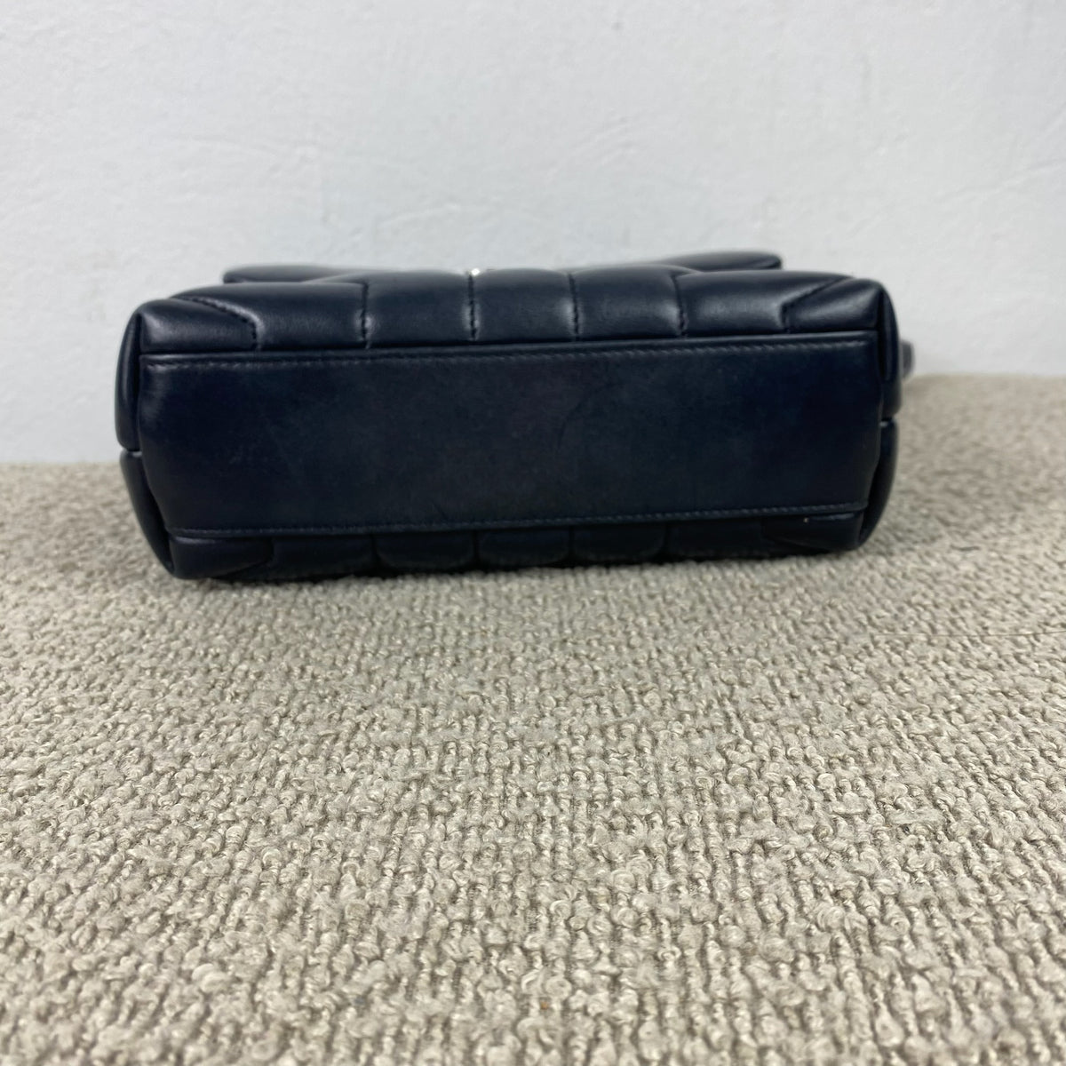 Saint Laurent Loulou Mini – Schwarz