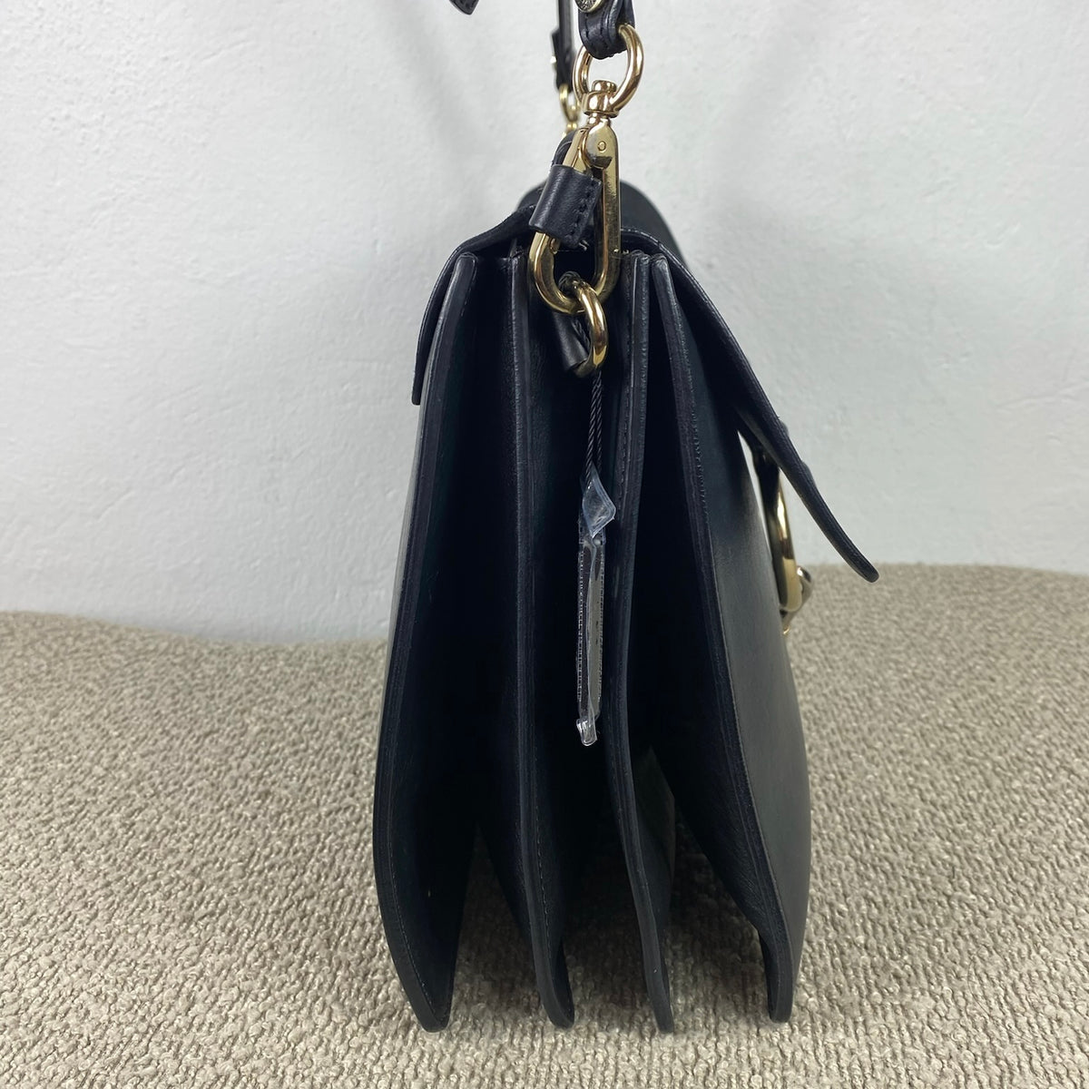 Chloé Faye Medium – Schwarz