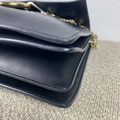 Chloé Faye Medium – Schwarz