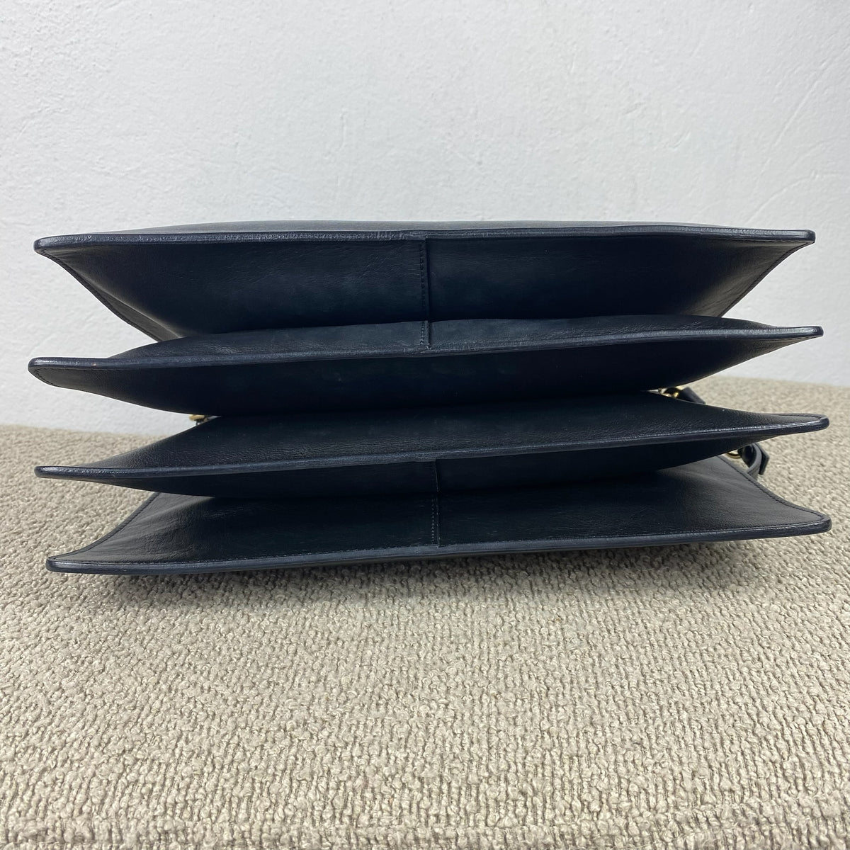 Chloé Faye Medium – Schwarz
