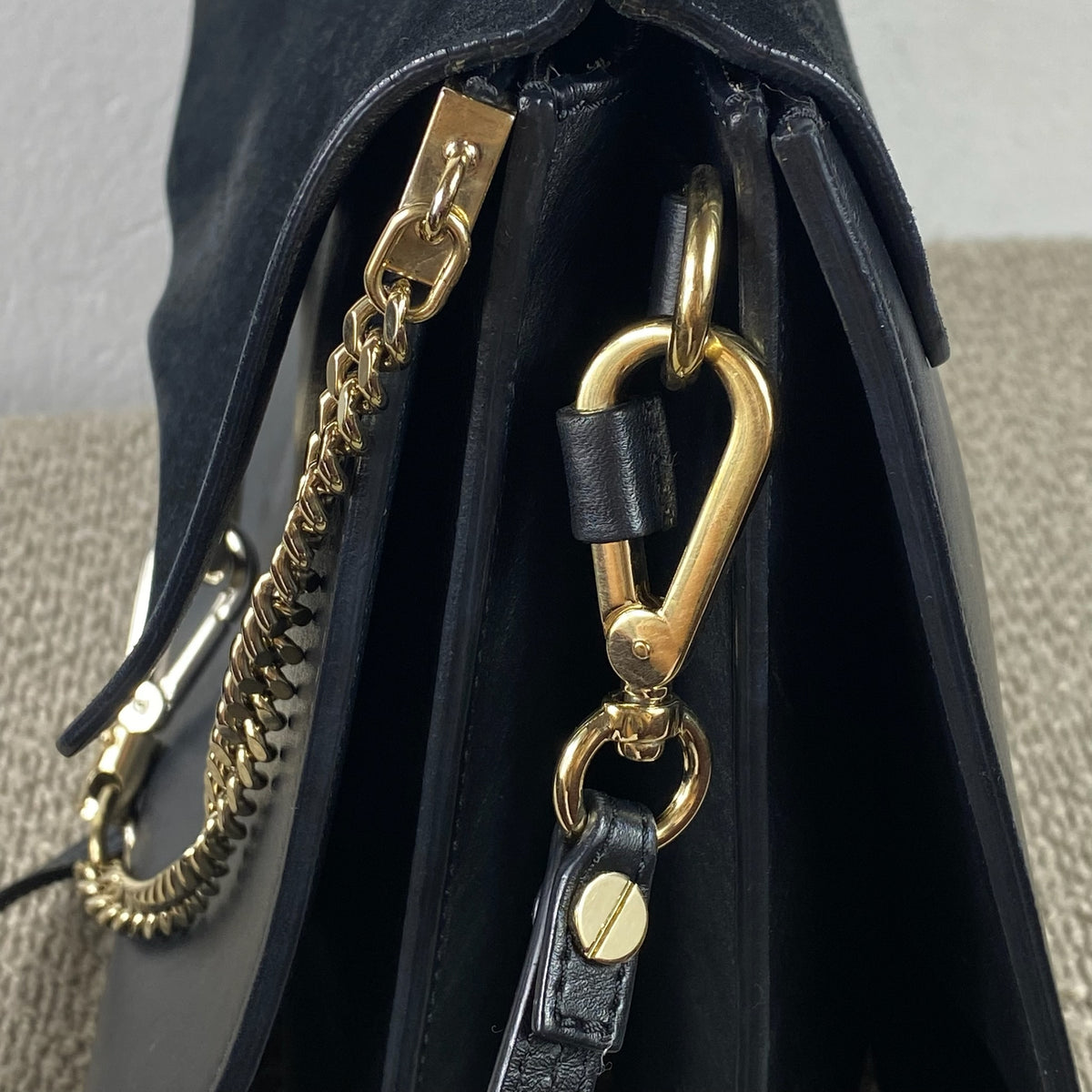 Chloé Faye Medium – Schwarz
