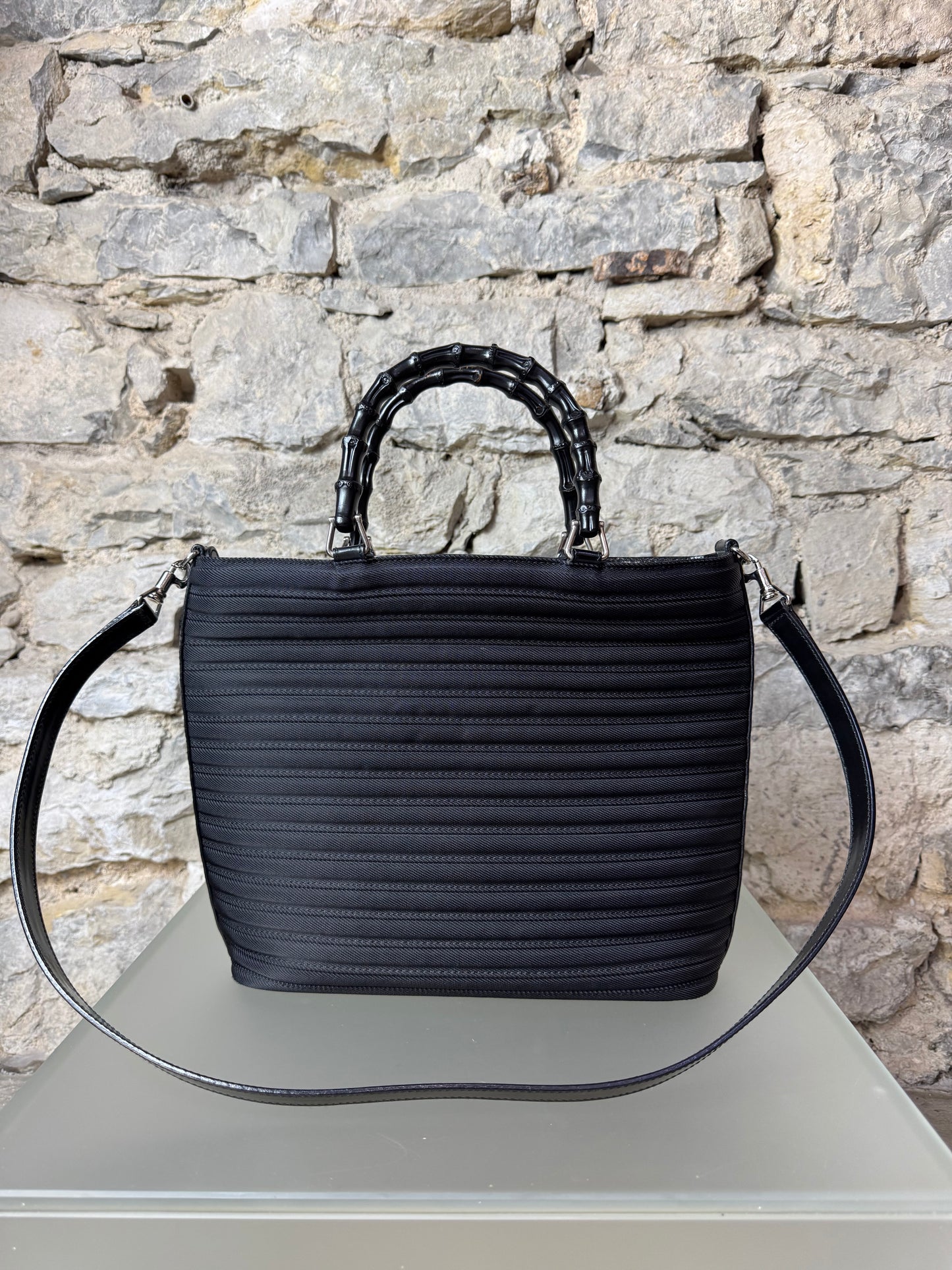 Gucci Bamboo Bullet Handtasche – Schwarz