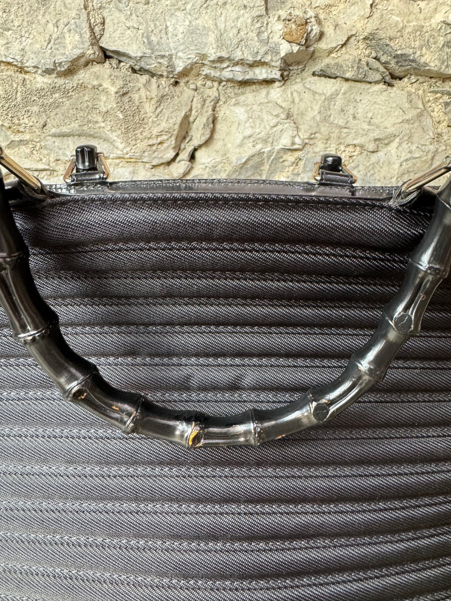 Gucci Bamboo Bullet Handtasche – Schwarz