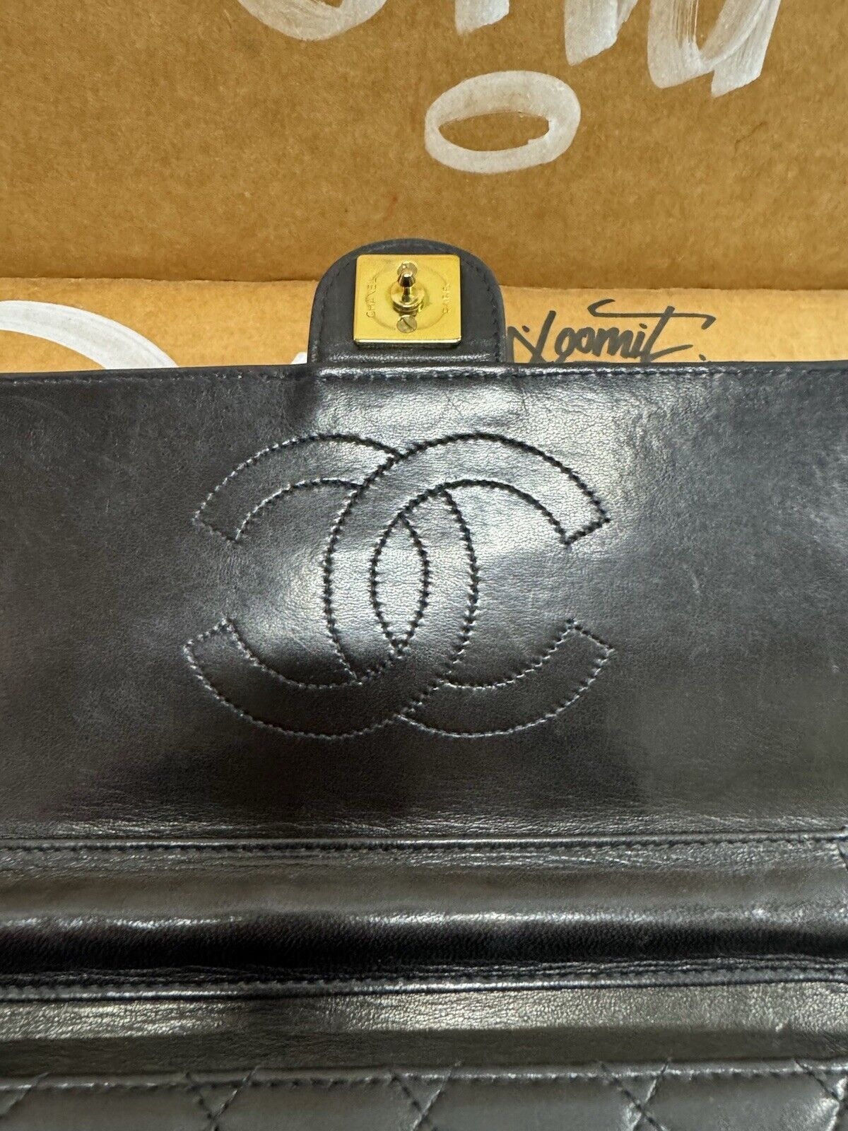 Chanel Handtasche Schultertasche Leder Classic Flap Bag Timeless