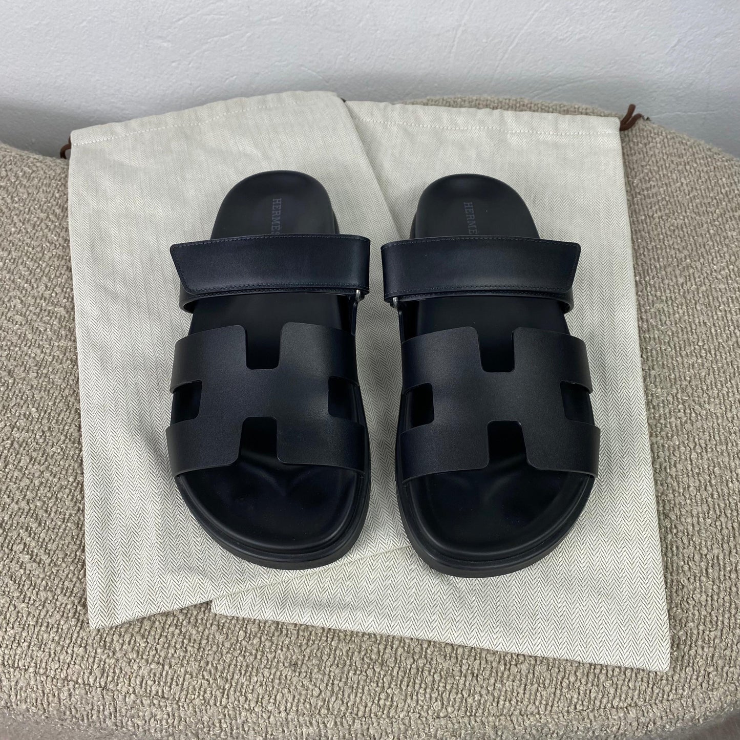 Hermès Chypre Sandalen Schwarz – Gr. 40