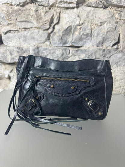 Balenciaga Classic Clutch aus Leder in Schwarz - BagAffair