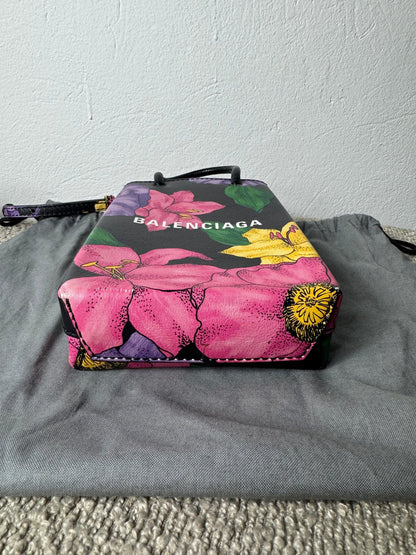 Balenciaga Flora Pouchg Shoulder Bag - BagAffair