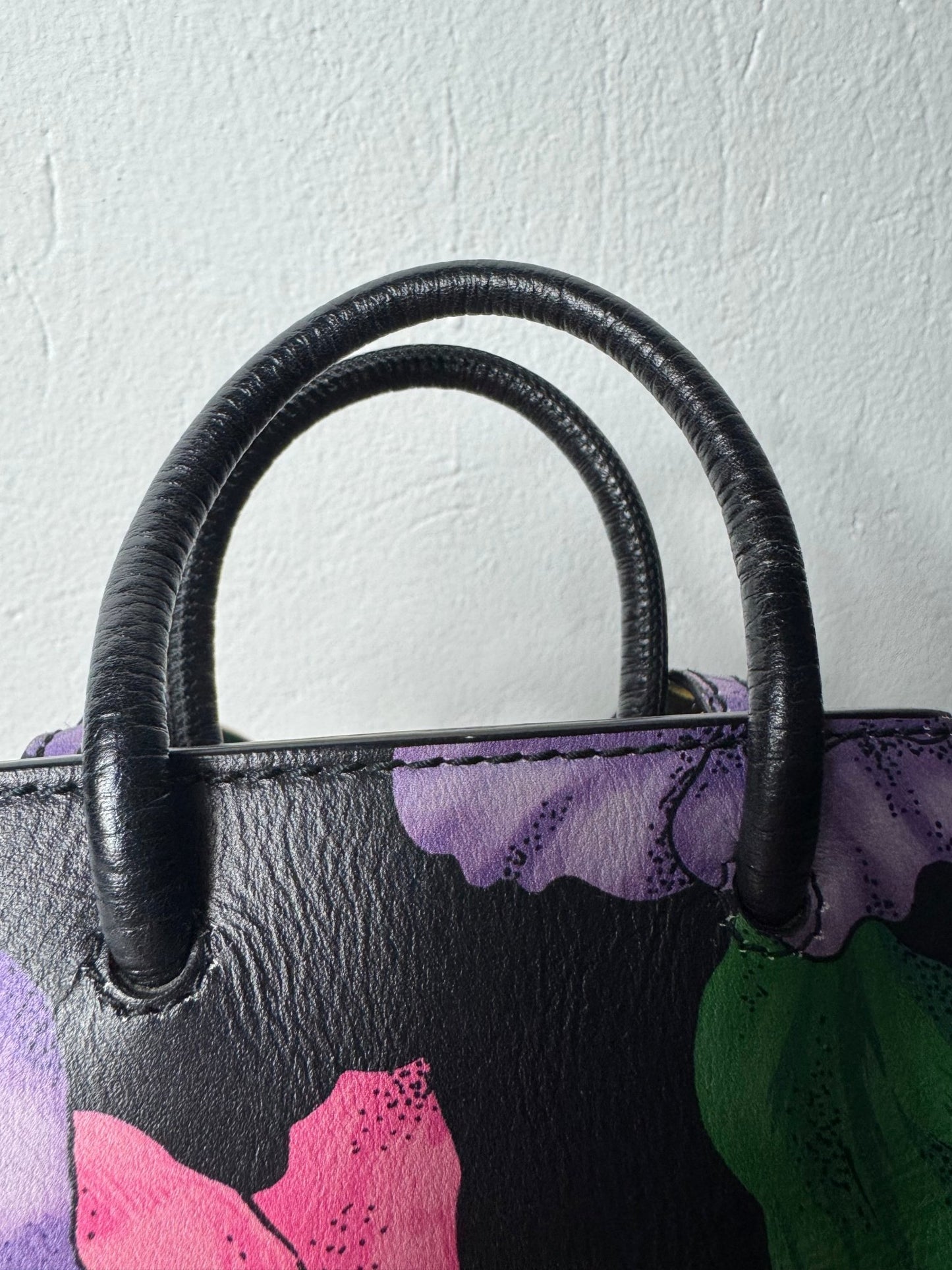 Balenciaga Flora Pouchg Shoulder Bag - BagAffair