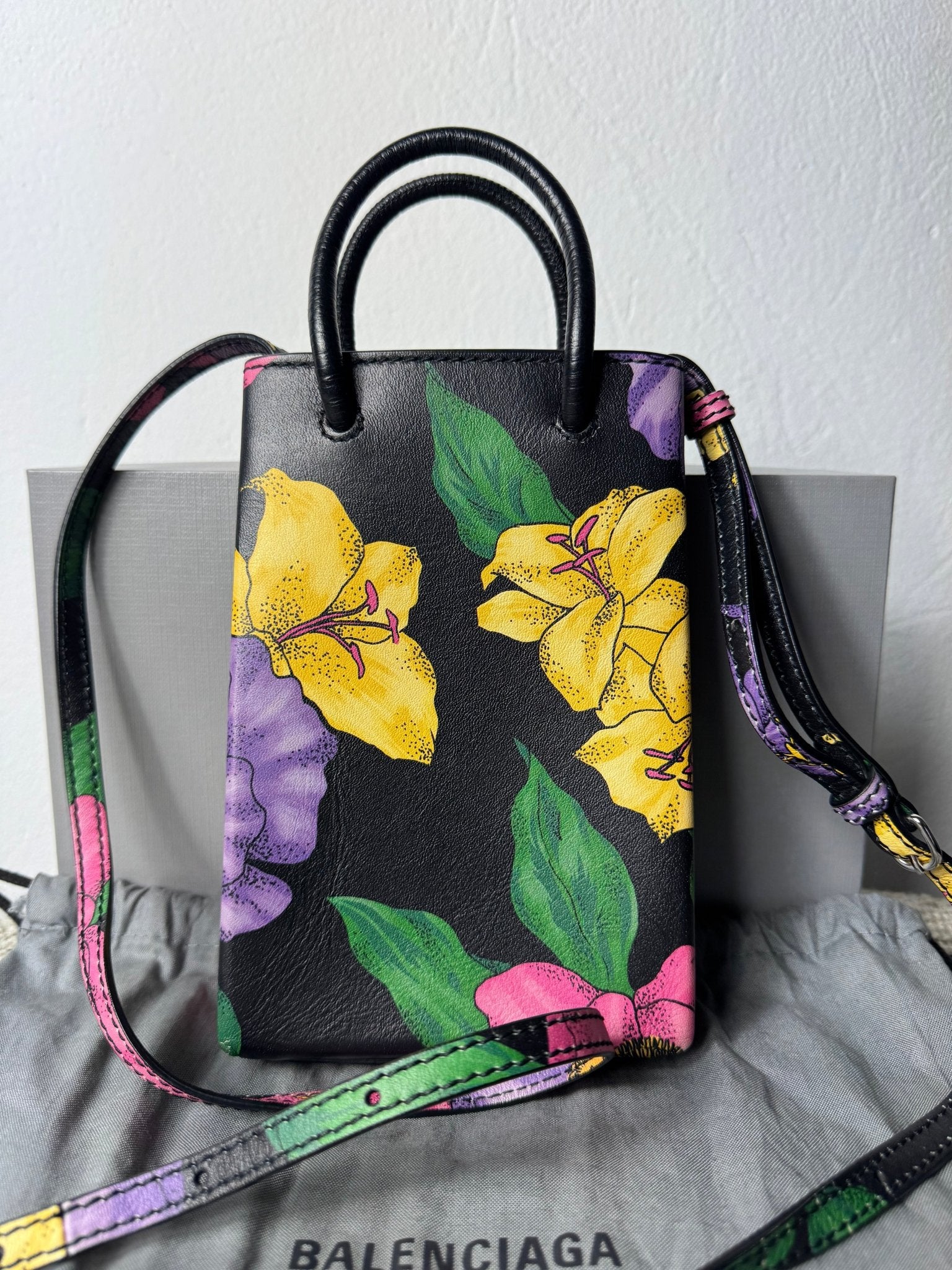 Balenciaga Flora Pouchg Shoulder Bag - BagAffair