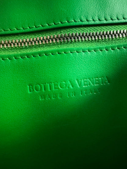 Bottega Veneta Cassette – Schwarz - BagAffair