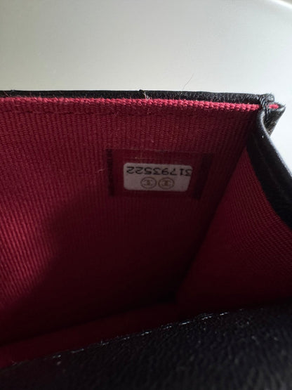 Chanel 19 Wallet on Chain - BagAffair