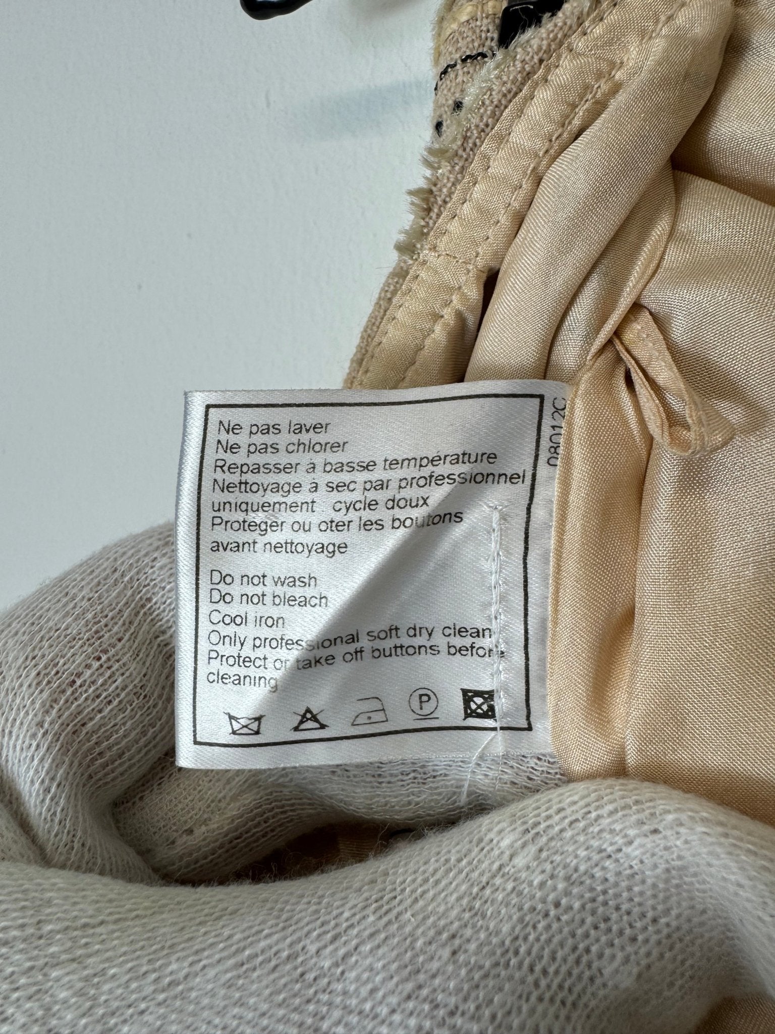 CHANEL JP Tag Tweed CC Rock – Größe 40 - BagAffair