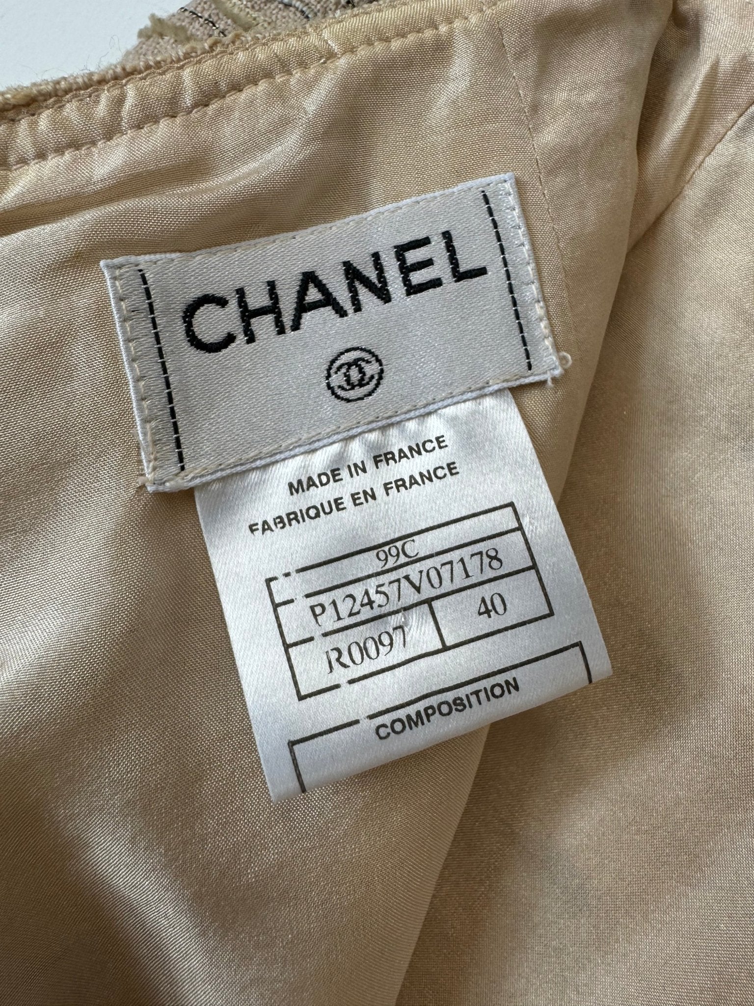 CHANEL JP Tag Tweed CC Rock – Größe 40 - BagAffair