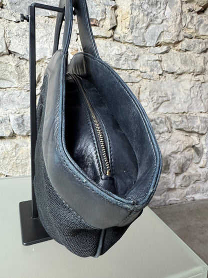 Chanel Tragetasche aus Leinen und Leder – Schwarz - BagAffair