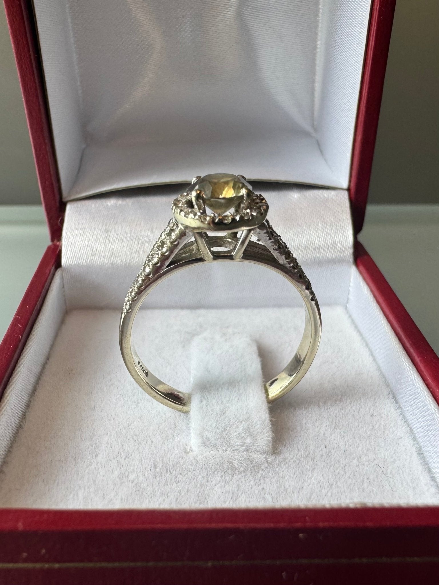 Exklusiver Diamantring aus 14K Weißgold mit Fancy Deep Yellowish Grey Diamant & Brillanten - BagAffair