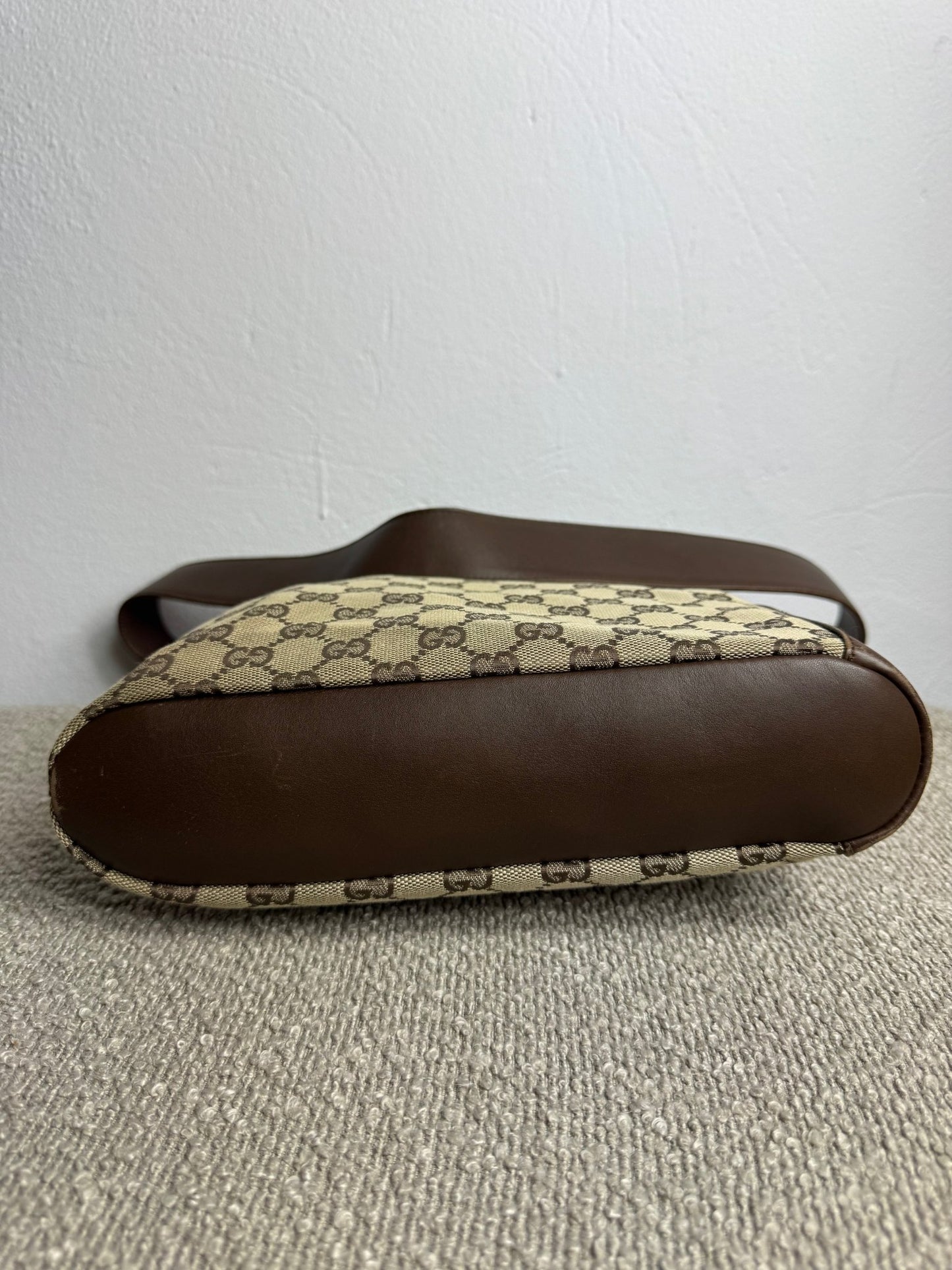 Gucci GG Canvas Shoulder Bag Beige - BagAffair