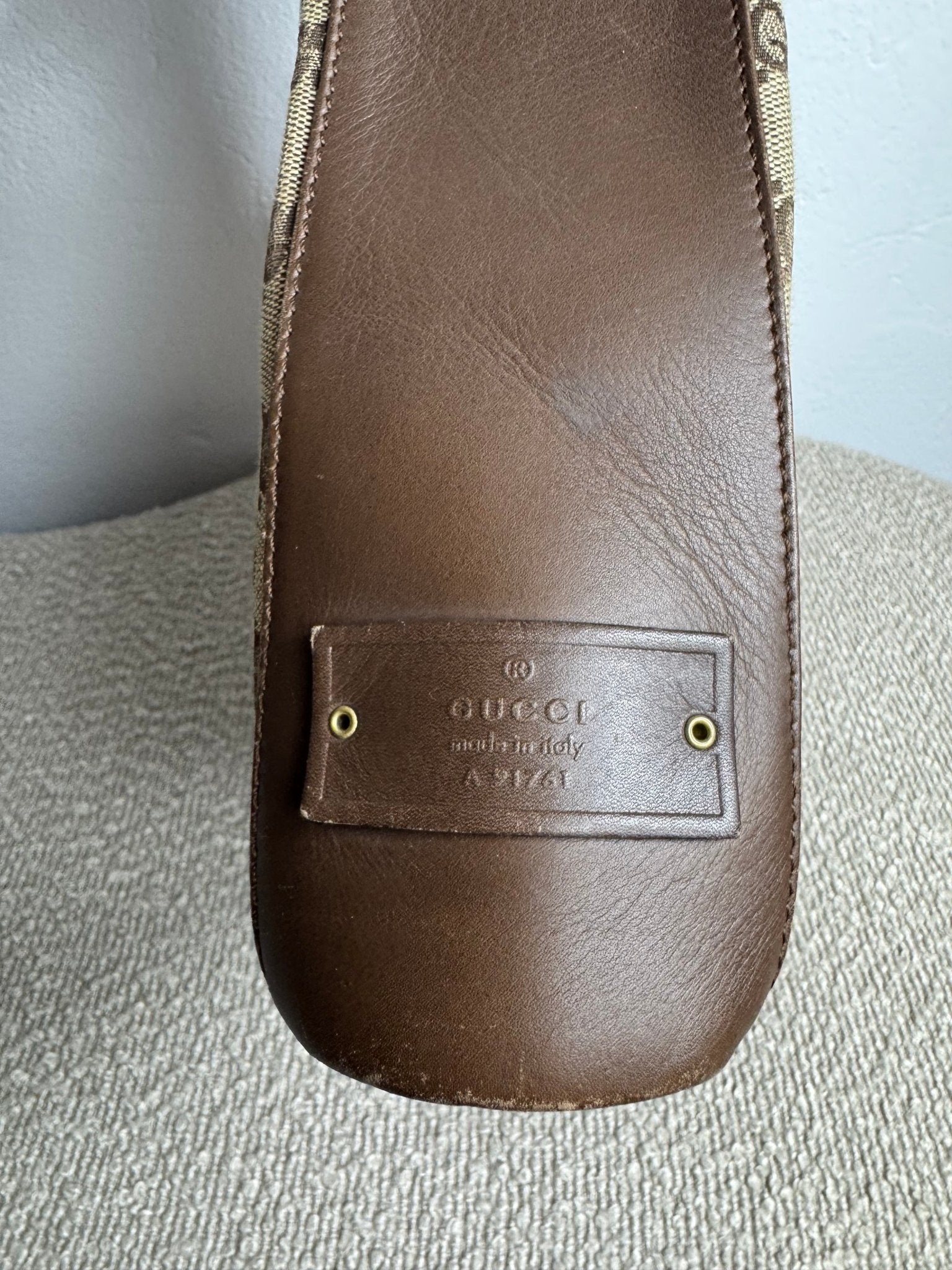 Gucci GG Canvas Shoulder Bag Beige - BagAffair