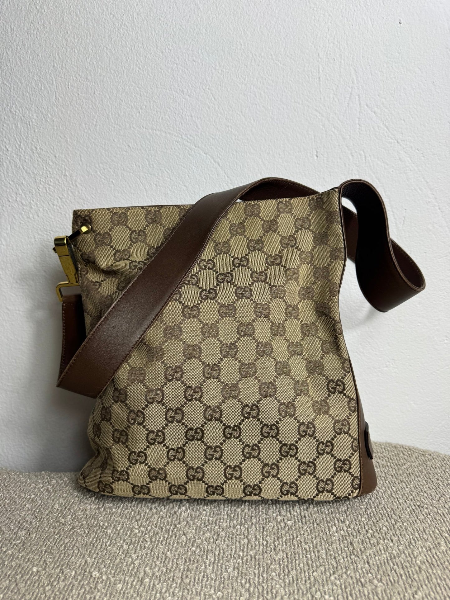 Gucci GG Canvas Shoulder Bag Beige - BagAffair