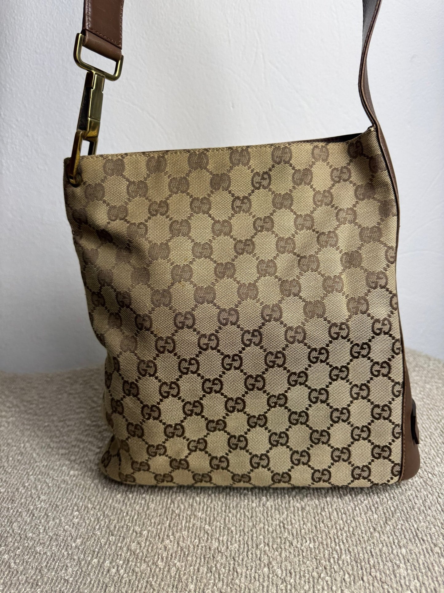 Gucci GG Canvas Shoulder Bag Beige - BagAffair