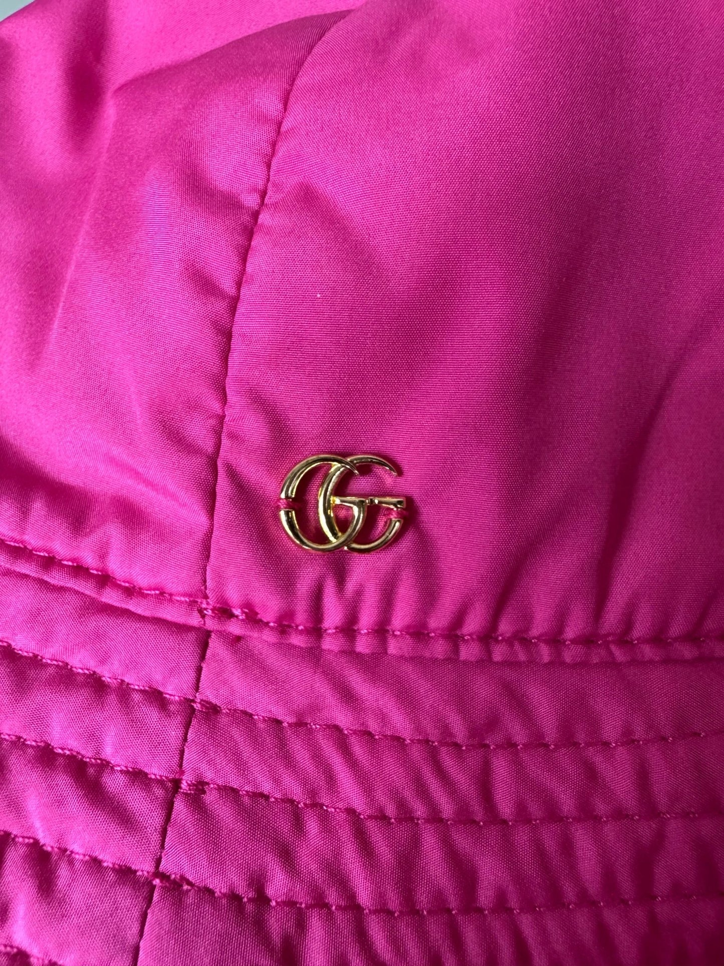 Gucci Gg Logo Nylon Hut - Pink - BagAffair