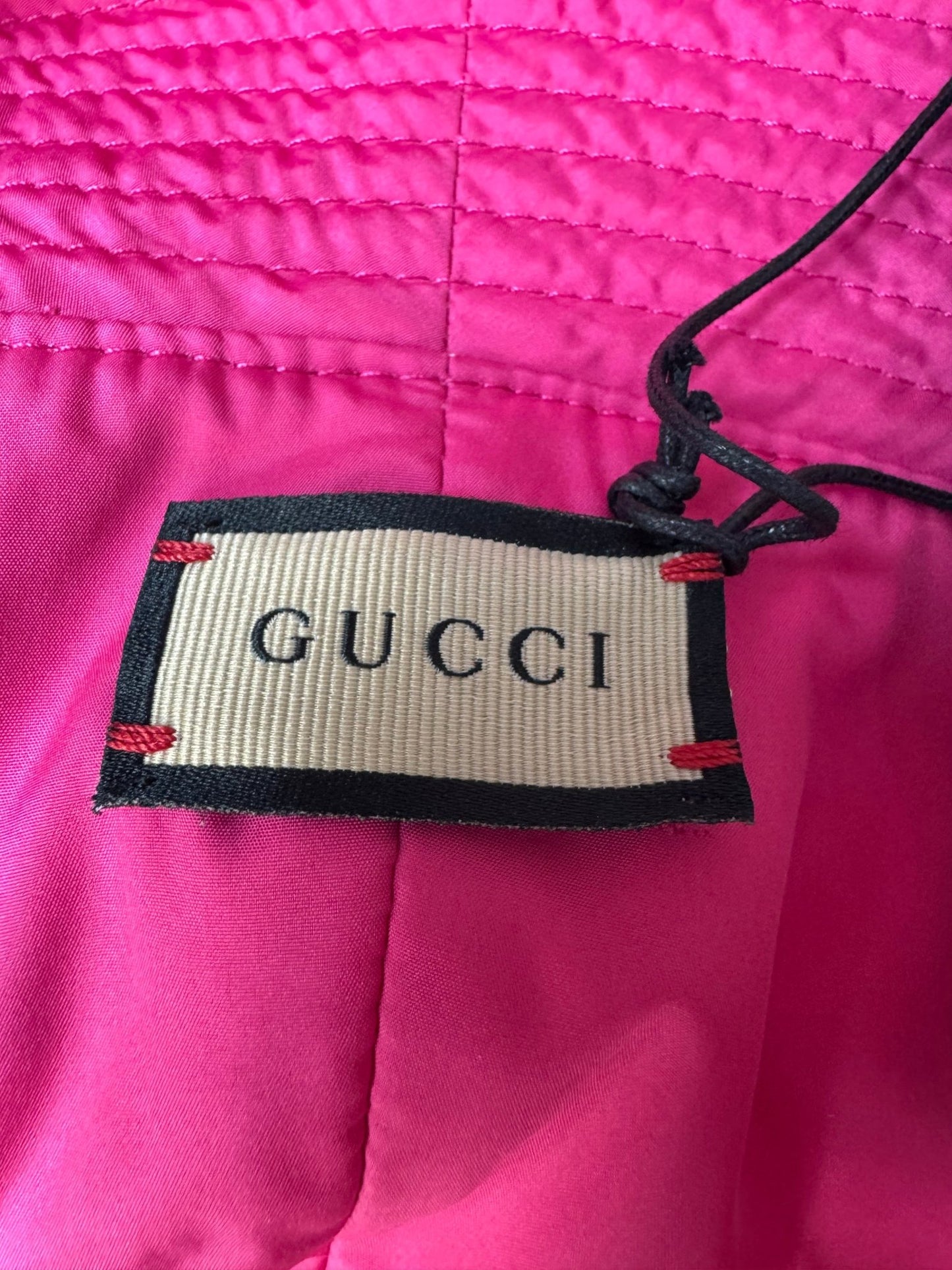 Gucci Gg Logo Nylon Hut - Pink - BagAffair