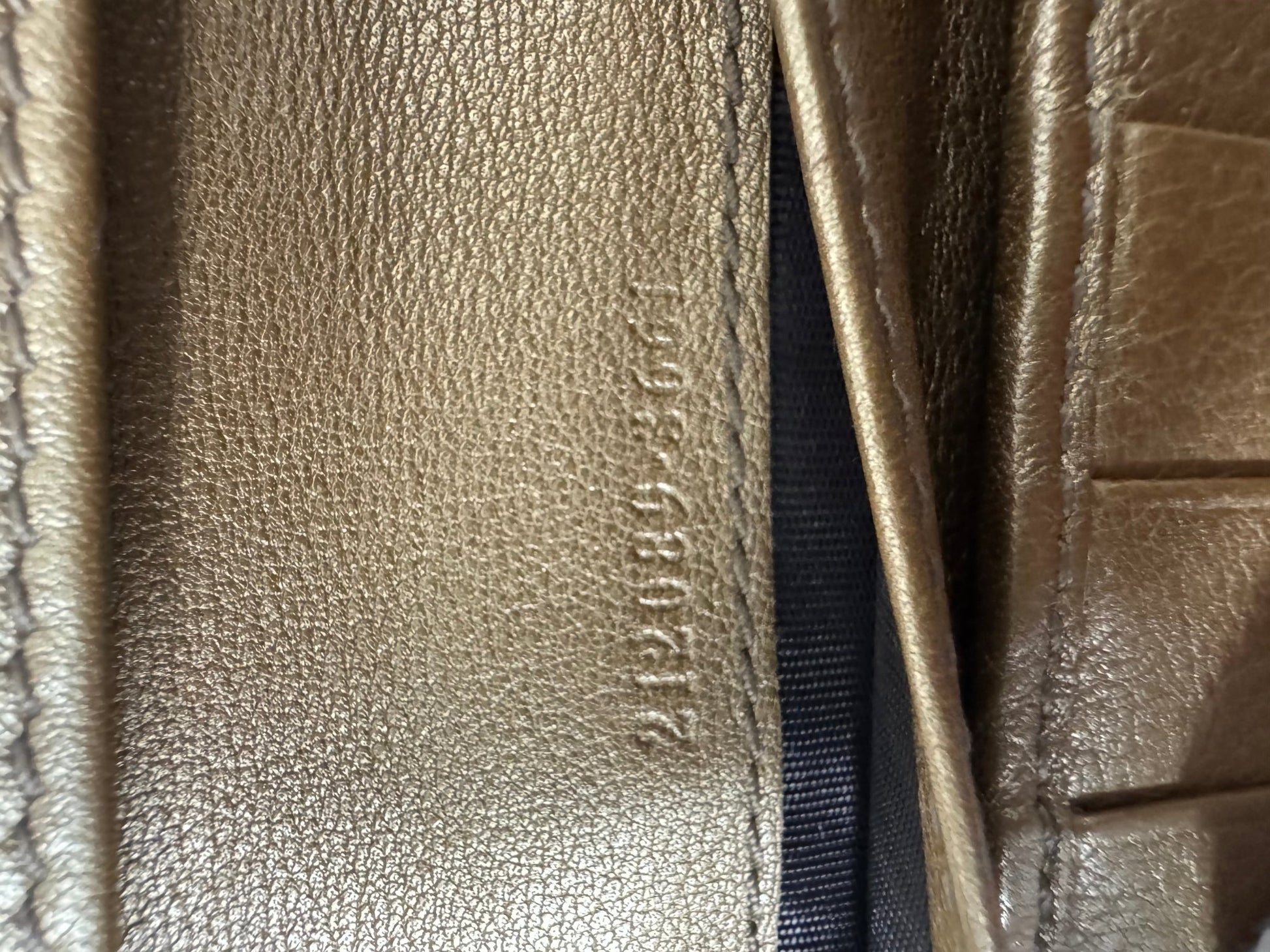 Gucci Vintage GG Canvas Geldbeutel Beige/Gold - BagAffair