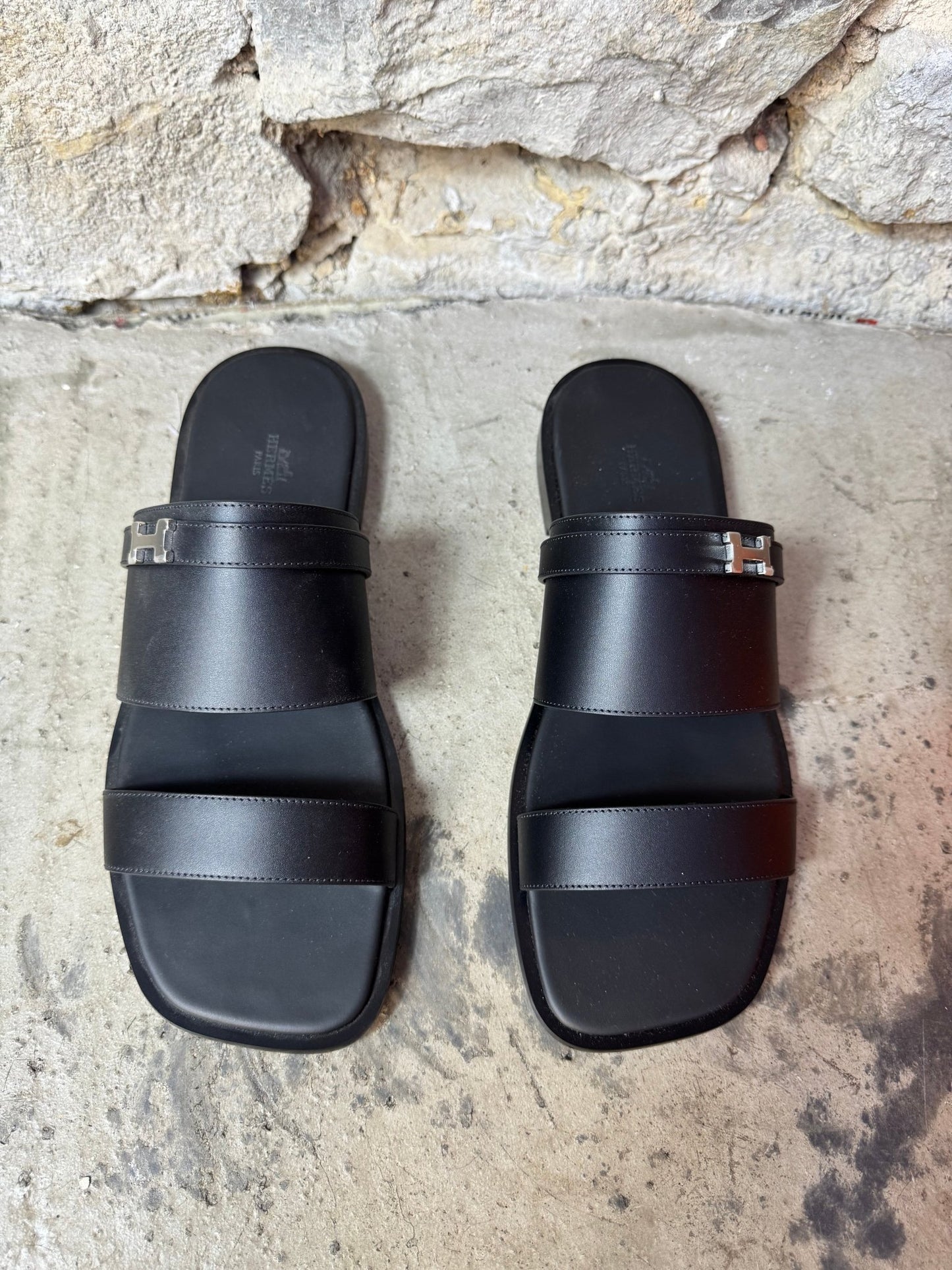 Hermès Sandale Homme Joao Veau Noir - BagAffair